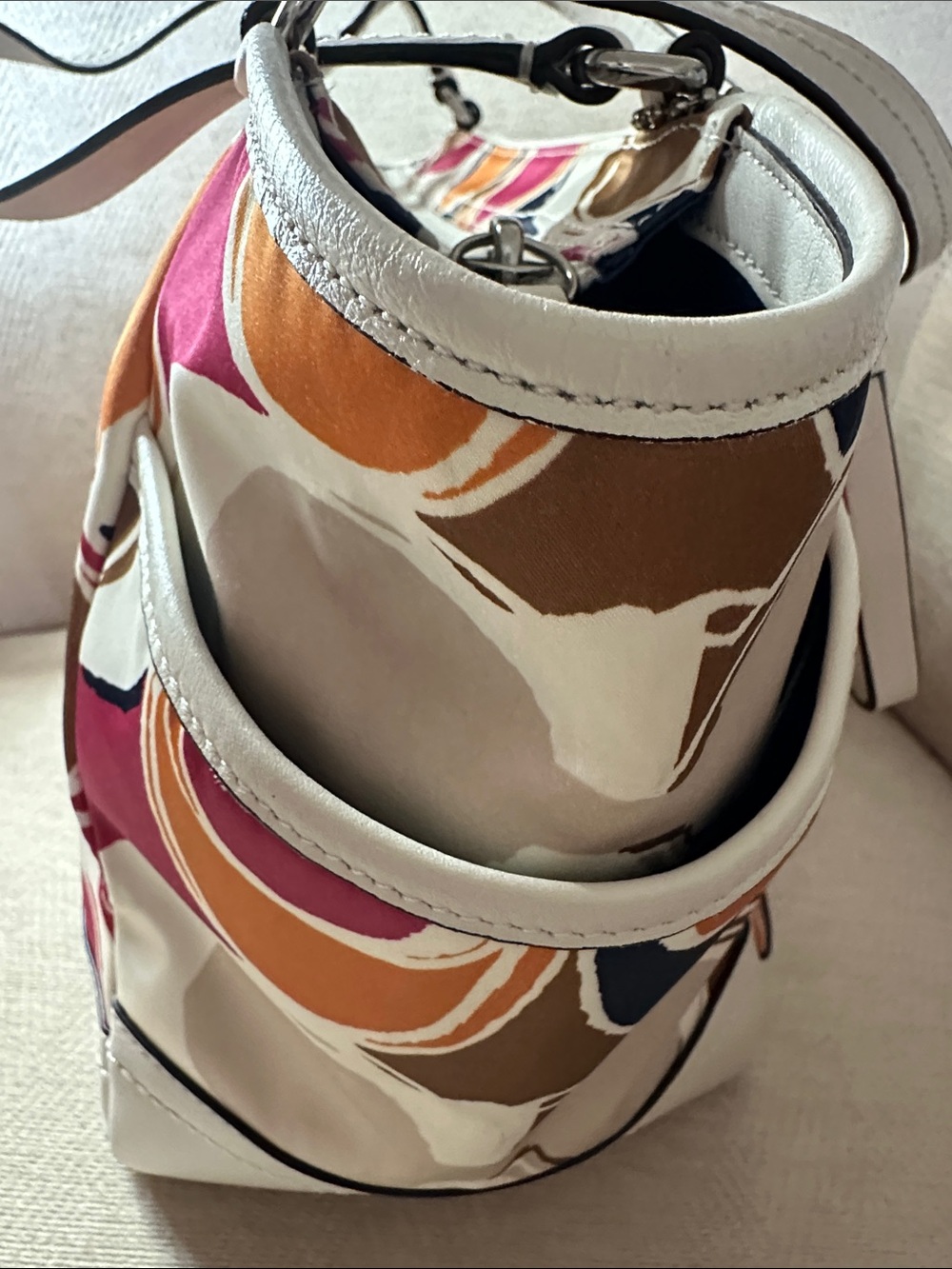 Coach Multicolor Oval Print Shoulder Bag with Cream Leather Trim - Picture 9 of 16